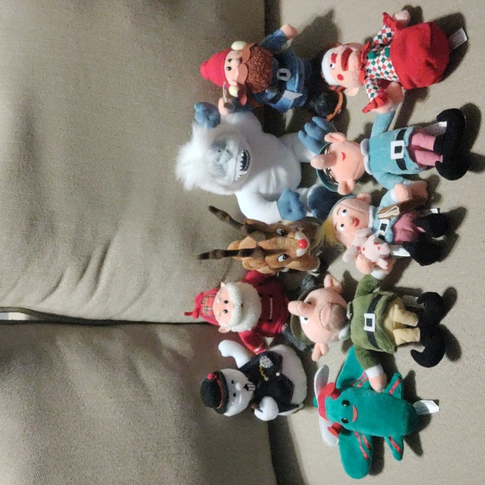 Rare Rudolph the Red-Nosed reindeer set of 10 characters Plush -Vintage 1999